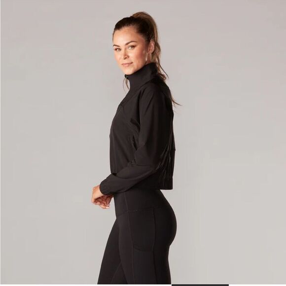 Tavi Breeze Half Zip Pullover in Black Ebony large - Picture 2 of 9